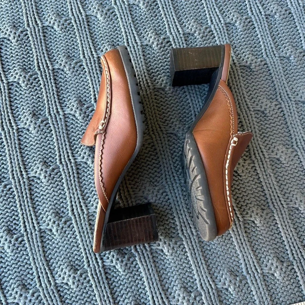 Tommy Hilfiger Brown Leather Mule Heels Size 5.5M 🤎 - Picture 2 of 8